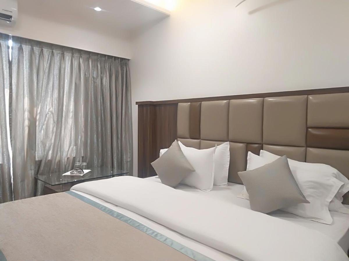 אחמדנגר Hotel Shiv Sangram מראה חיצוני תמונה