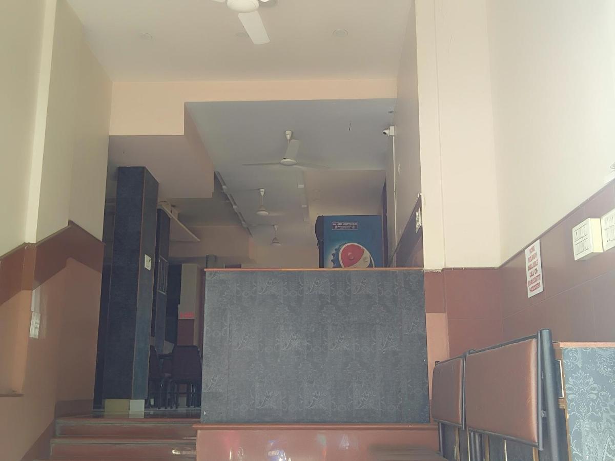 אחמדנגר Hotel Shiv Sangram מראה חיצוני תמונה