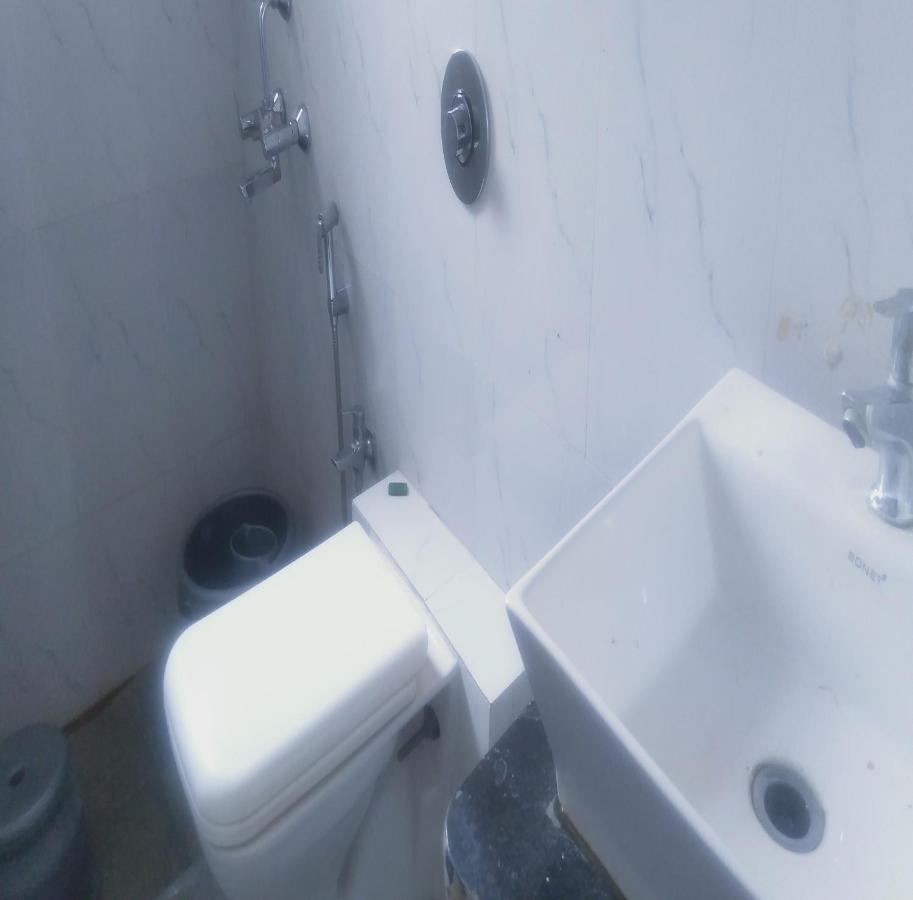 אחמדנגר Hotel Shiv Sangram מראה חיצוני תמונה